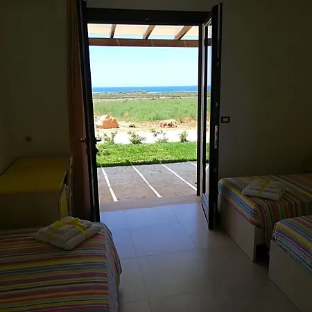 Il Giardino Dei Tramonti Bed & Breakfast 4*